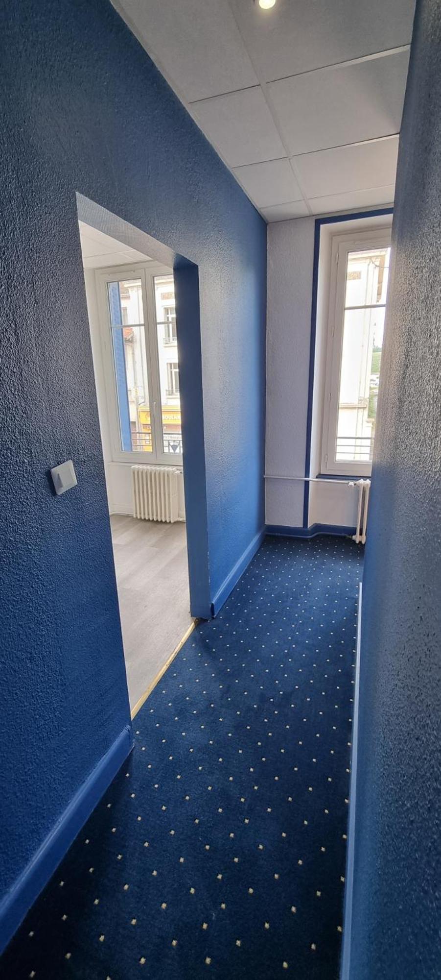 - Hi Hostel Verdun-sur-Meuse