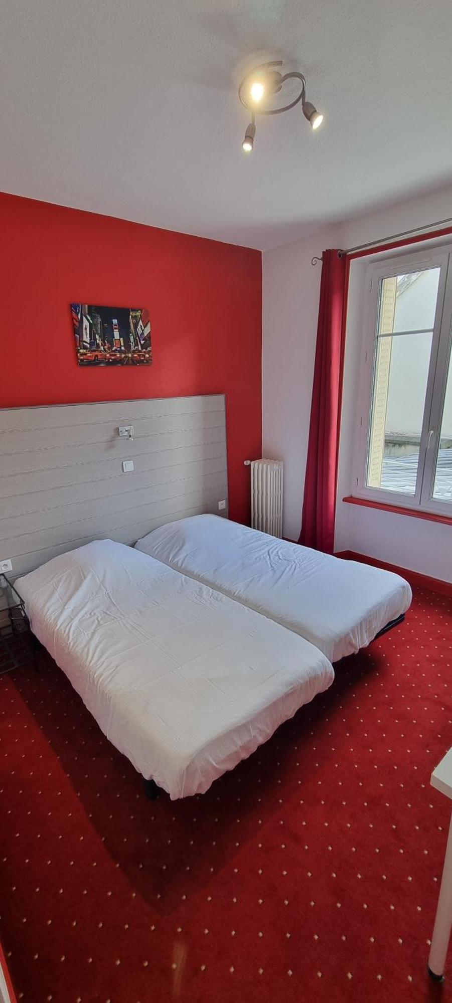 - Hi Hostel Verdun-sur-Meuse