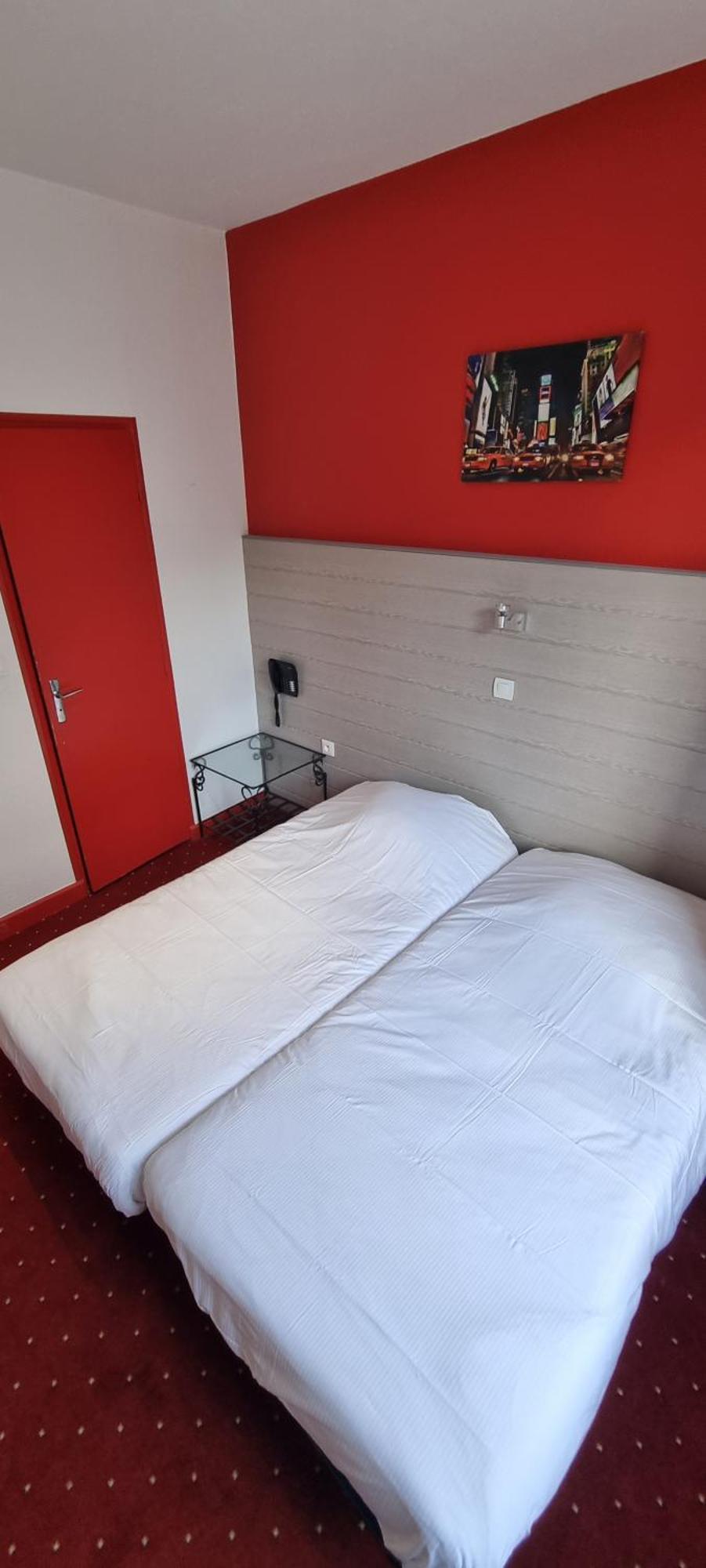 Hostel - Hi *
